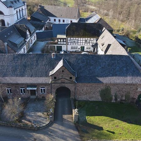 Hostel Burg Hausen Heimbach Exteriör bild