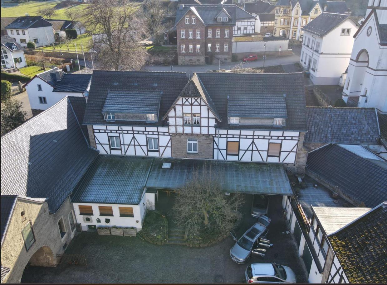 Hostel Burg Hausen Heimbach Exteriör bild