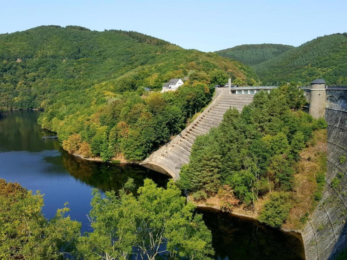 Hostel Burg Hausen Heimbach Exteriör bild